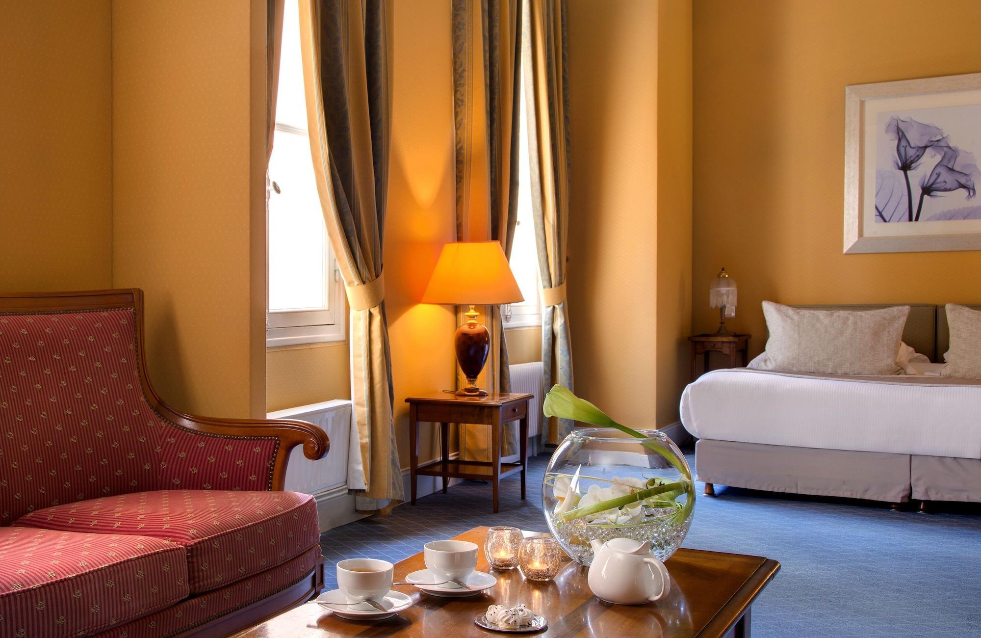 Domaine Et Golf De Vaugouard - La Maison Younan Fontenay-sur-Loing Ngoại thất bức ảnh